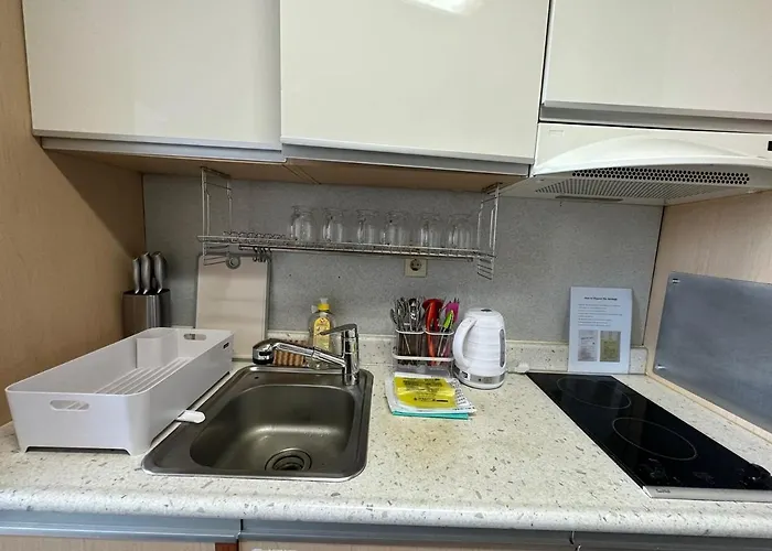 Hongdae Guesthouse2 1min From Hongik Uni Station Exit #1 Apartment *
