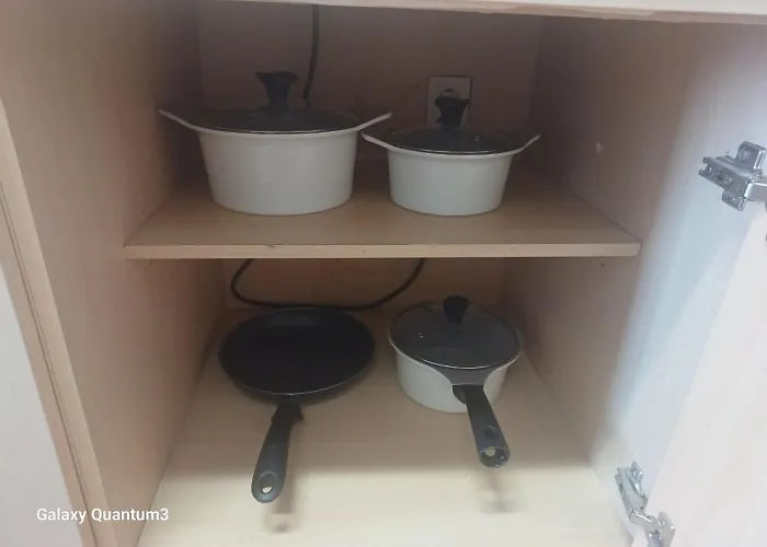 Apartment Hongdae Guesthouse2 1min From Hongik Uni Station Exit #1 Seoul