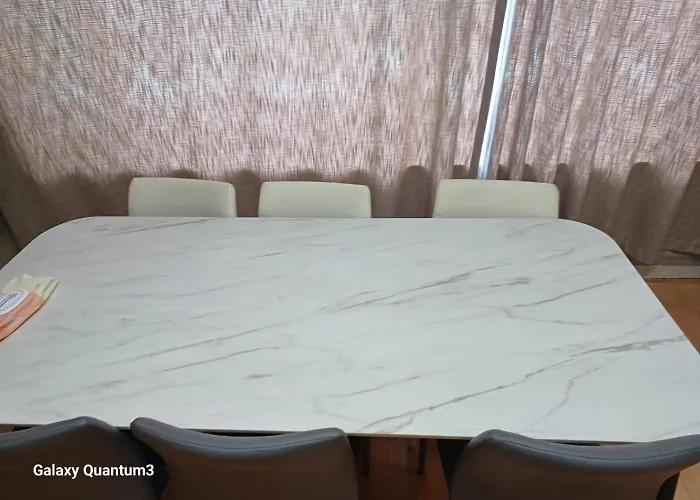 Hongdae Guesthouse2 1min From Hongik Uni Station Exit #1 Apartment Seoul